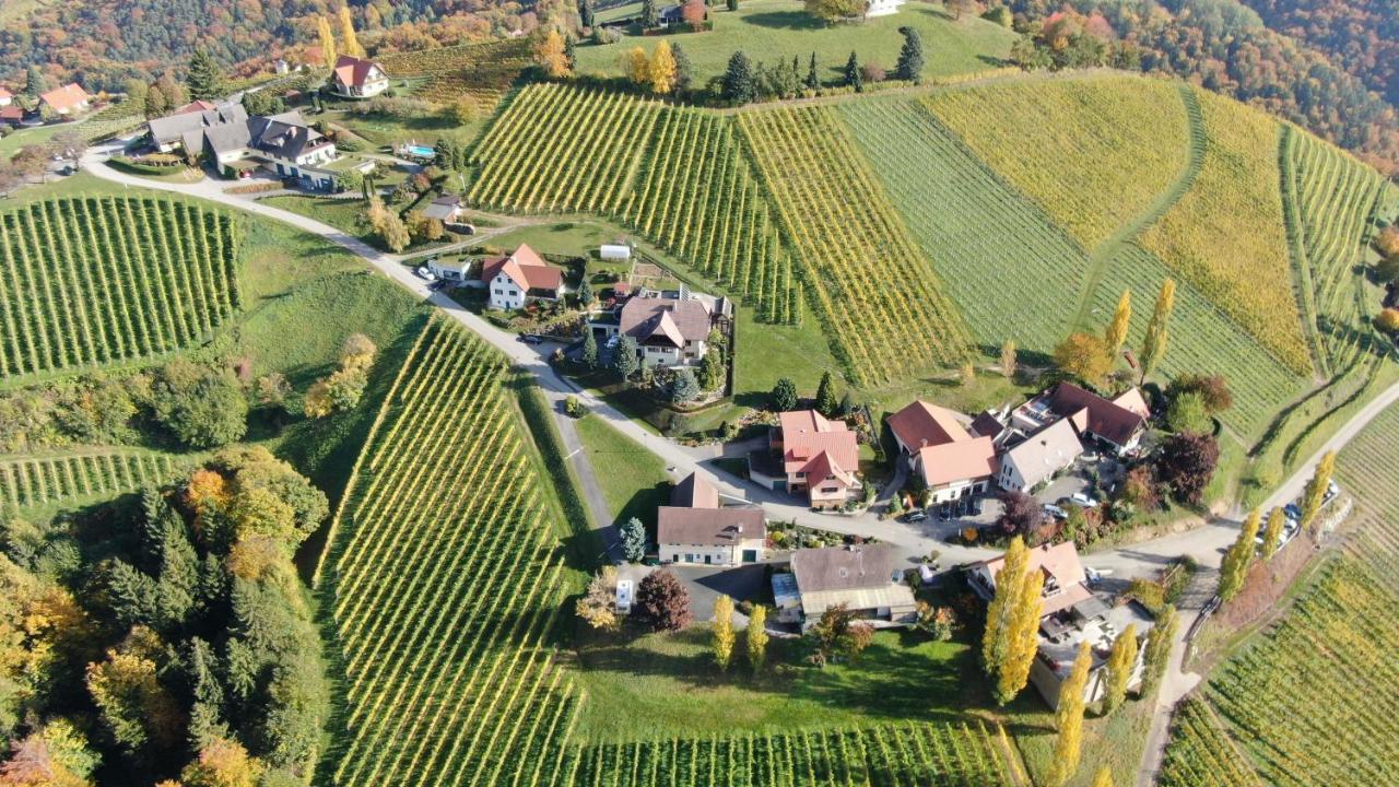 Gastehaus Kaiser Διαμέρισμα Kitzeck im Sausal Εξωτερικό φωτογραφία